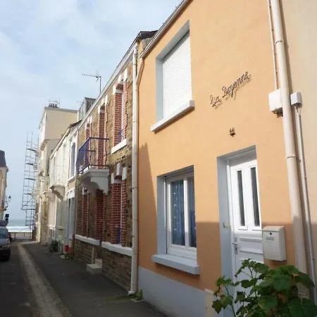 Maison De Pecheur Renovee Avec Cour Calme, A 50m De La Et Proche Et Commerces - Fr-1-92-702 Tatil Evi *